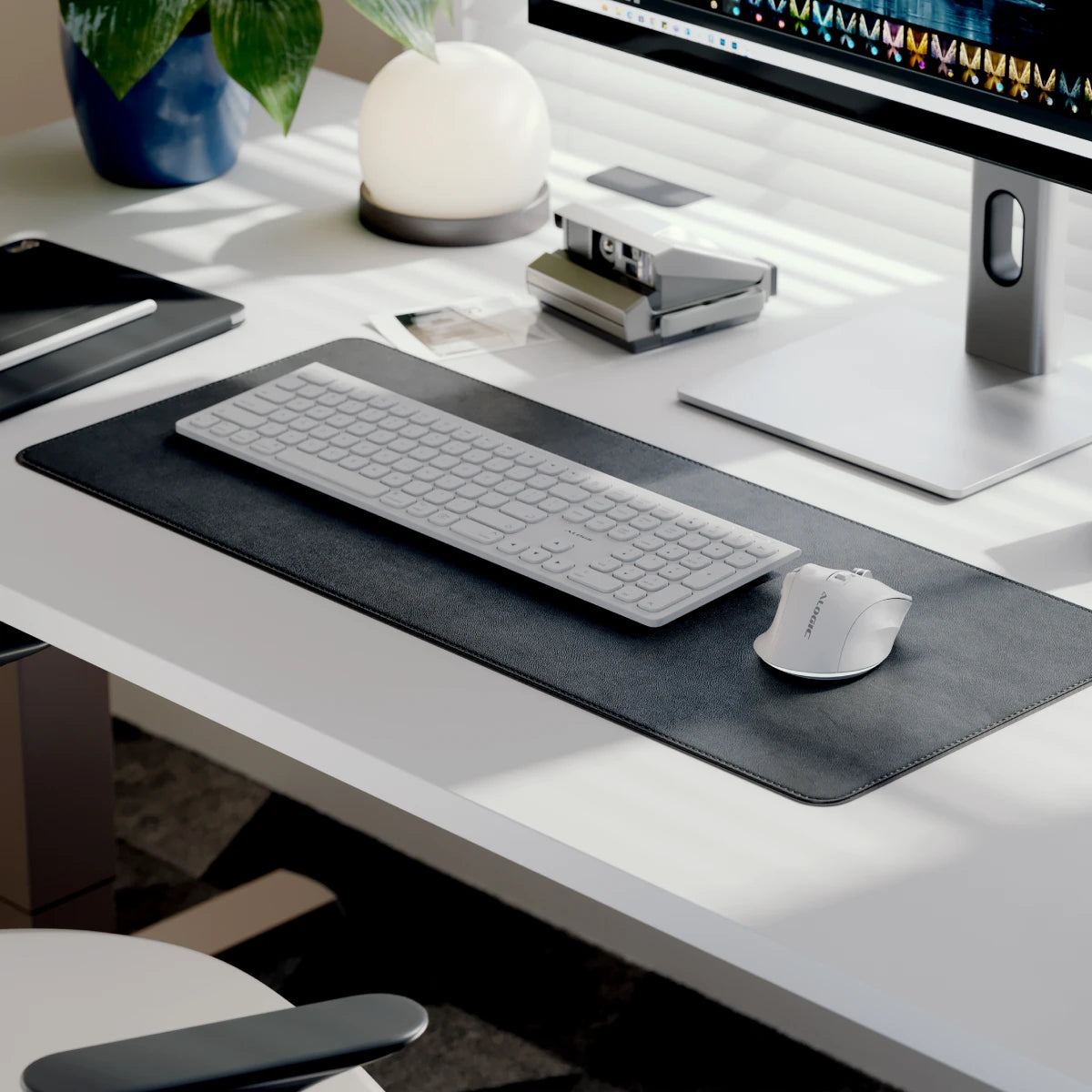 Apex Bluetooth USB-C Rechargeable 7 Keys Programmable Mouse - White