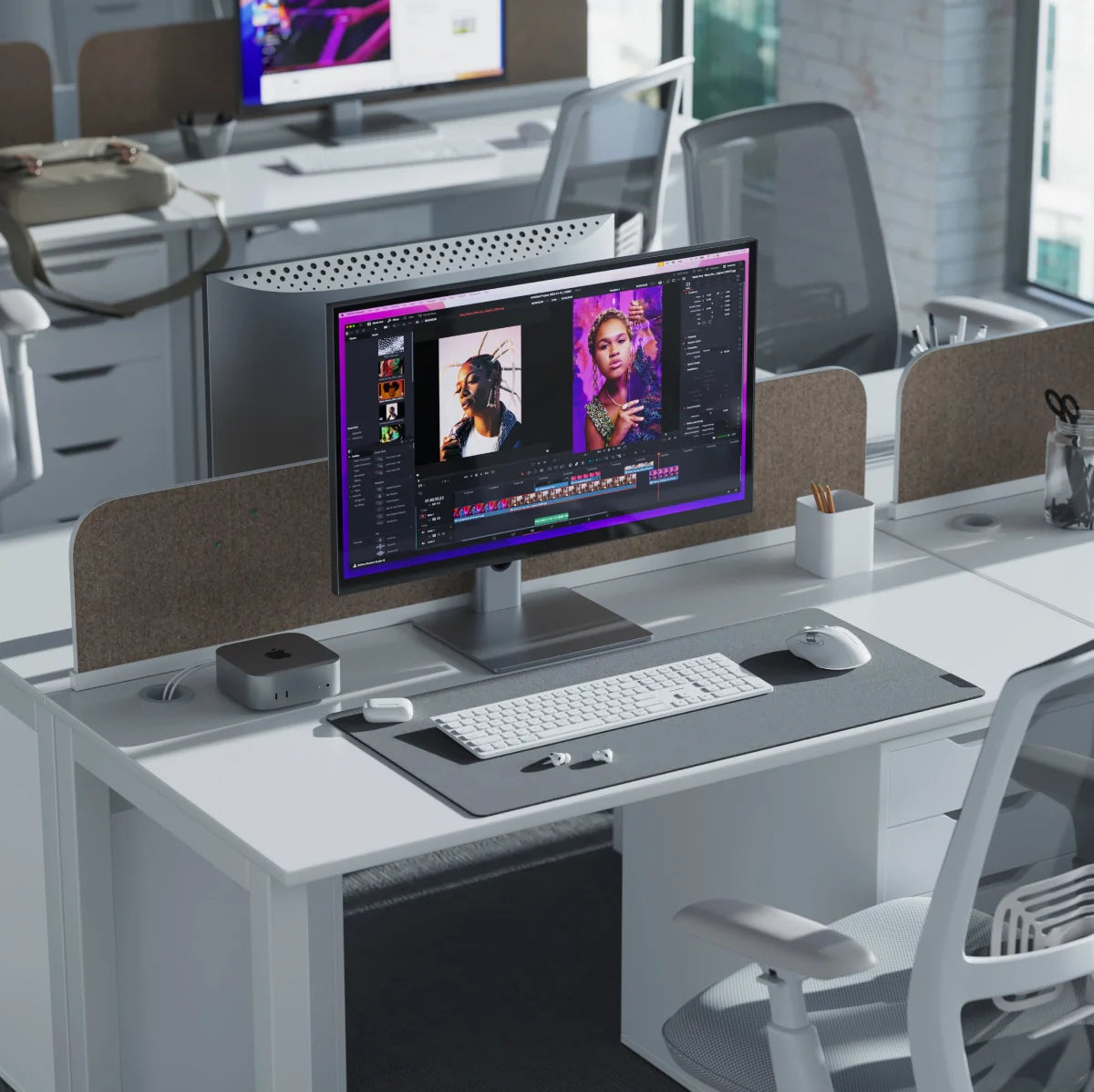 Clarity5KタッチUHDモニターUSB-Cパワー配信とタッチスクリーン